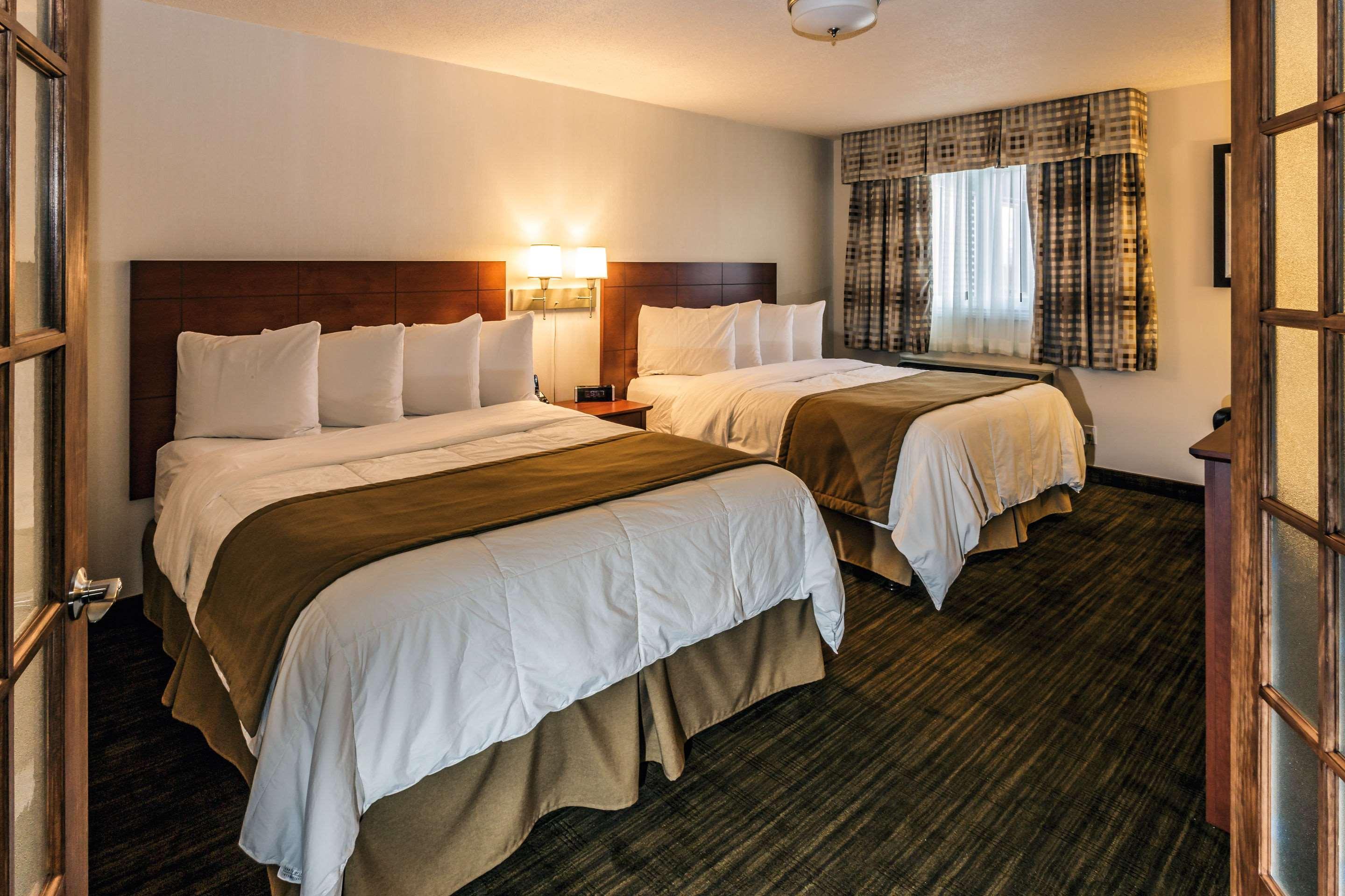 Quality Inn & Suites Matane Exterior photo