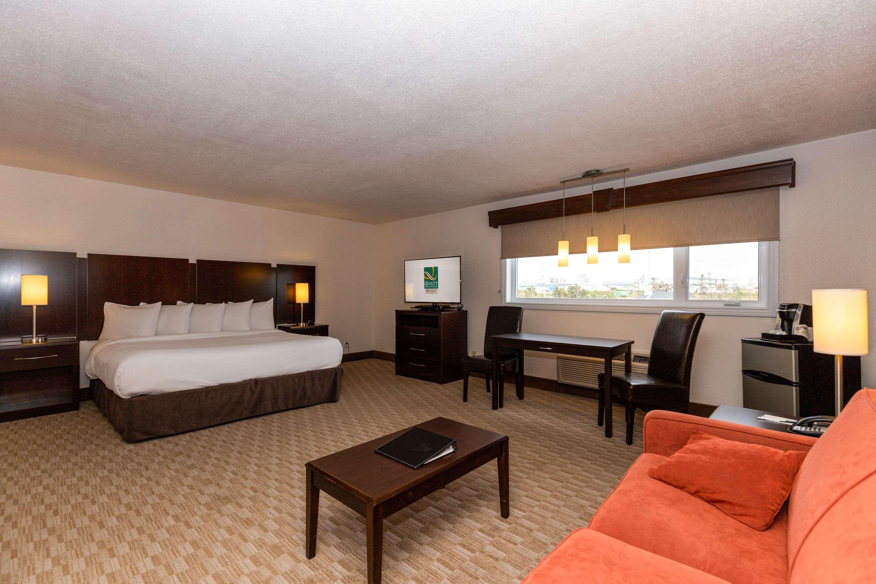 Quality Inn & Suites Matane Exterior photo