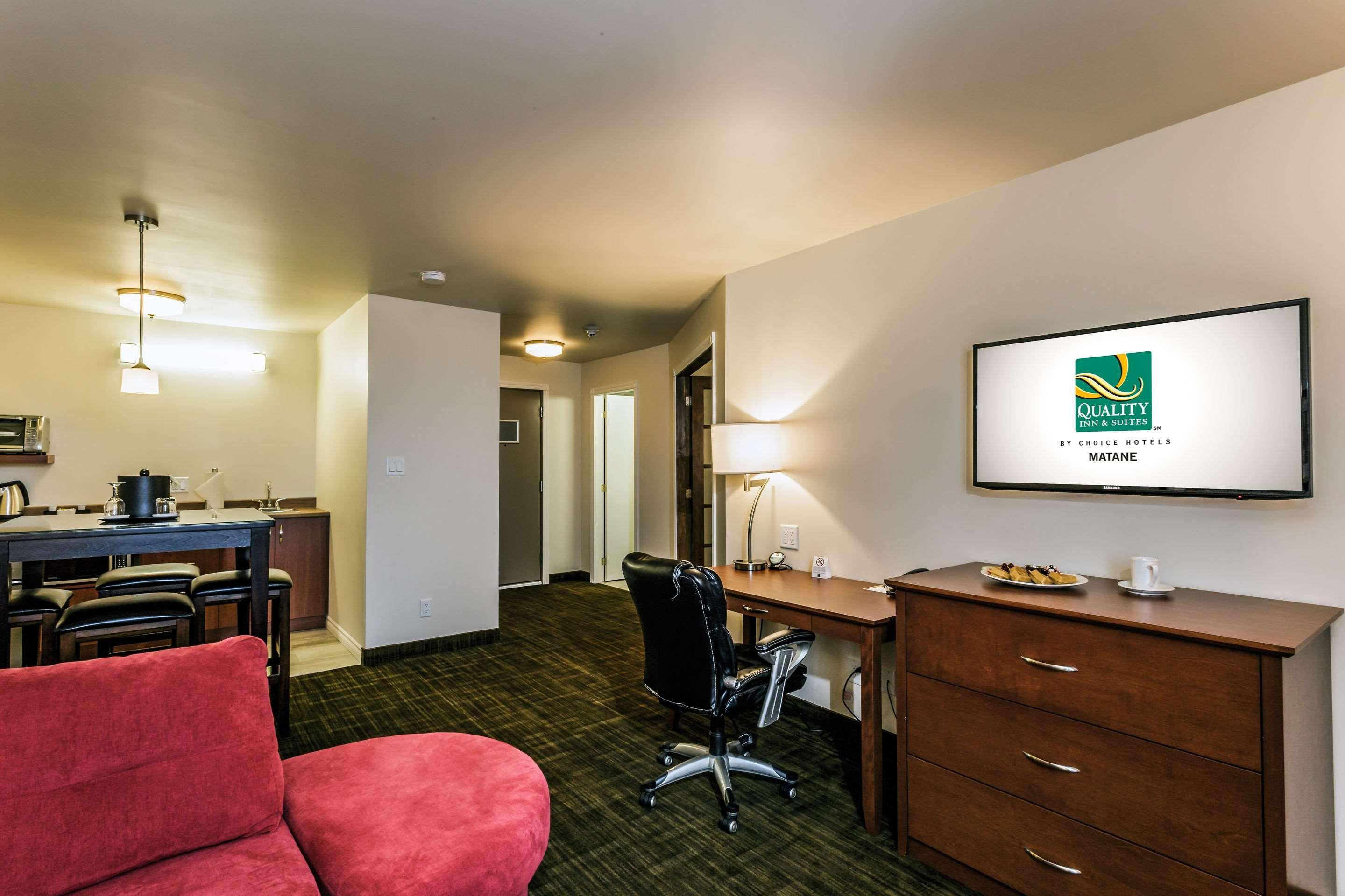 Quality Inn & Suites Matane Exterior photo